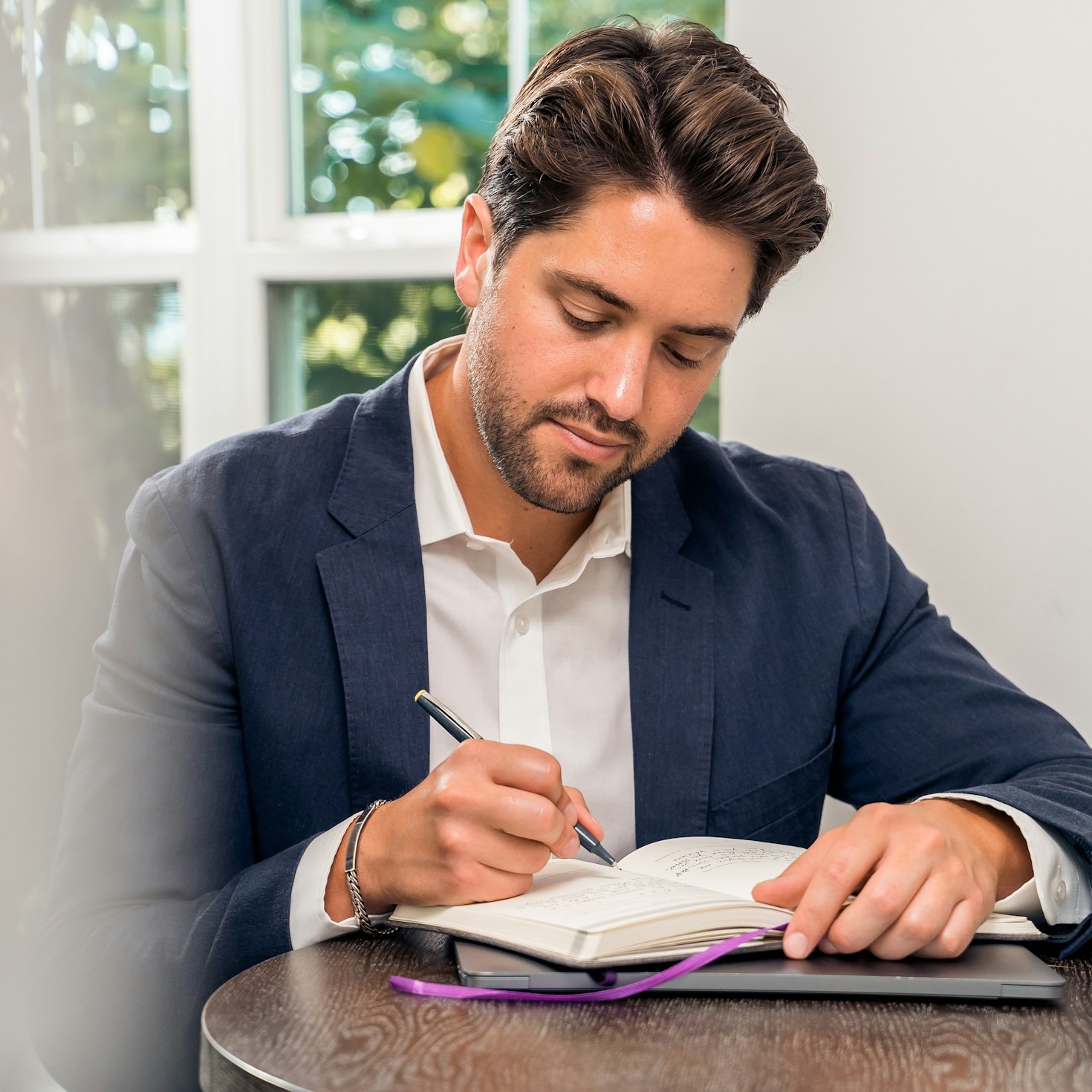 How Professional Writing Builds Lasting Brand Trust